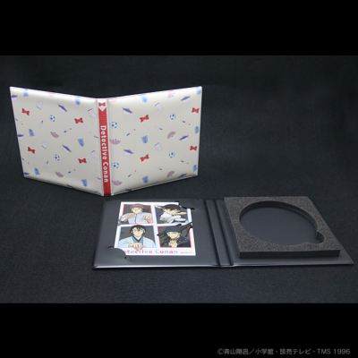 名探偵コナン 缶バッジ収納book アクリルブロマイド付き Cute 名探偵コナン トムスショップ